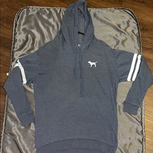 Oversized navy hoodie!